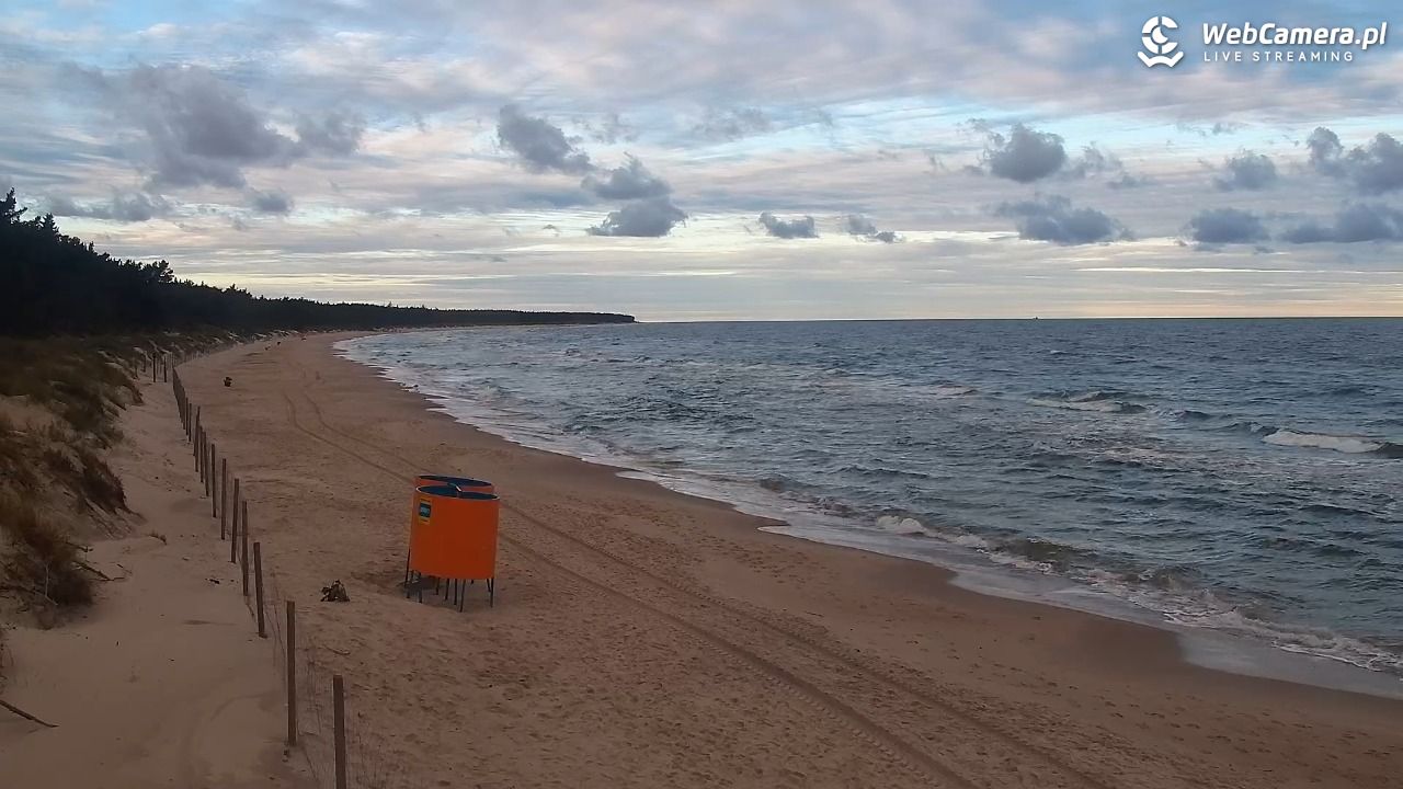 Grzybowo - widok na plażę - 23 wresień 2026, 07:57