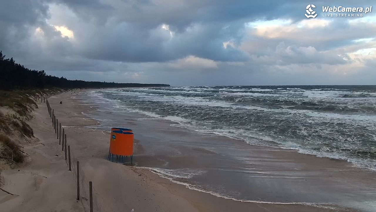 Grzybowo - widok na plażę - 21 wresień 2026, 07:20