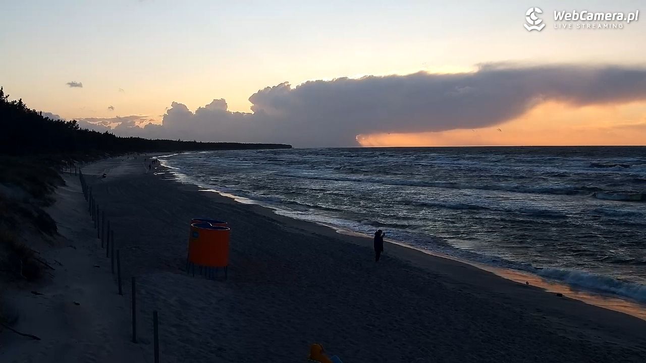 Grzybowo - widok na plażę - 20 wresień 2026, 18:43