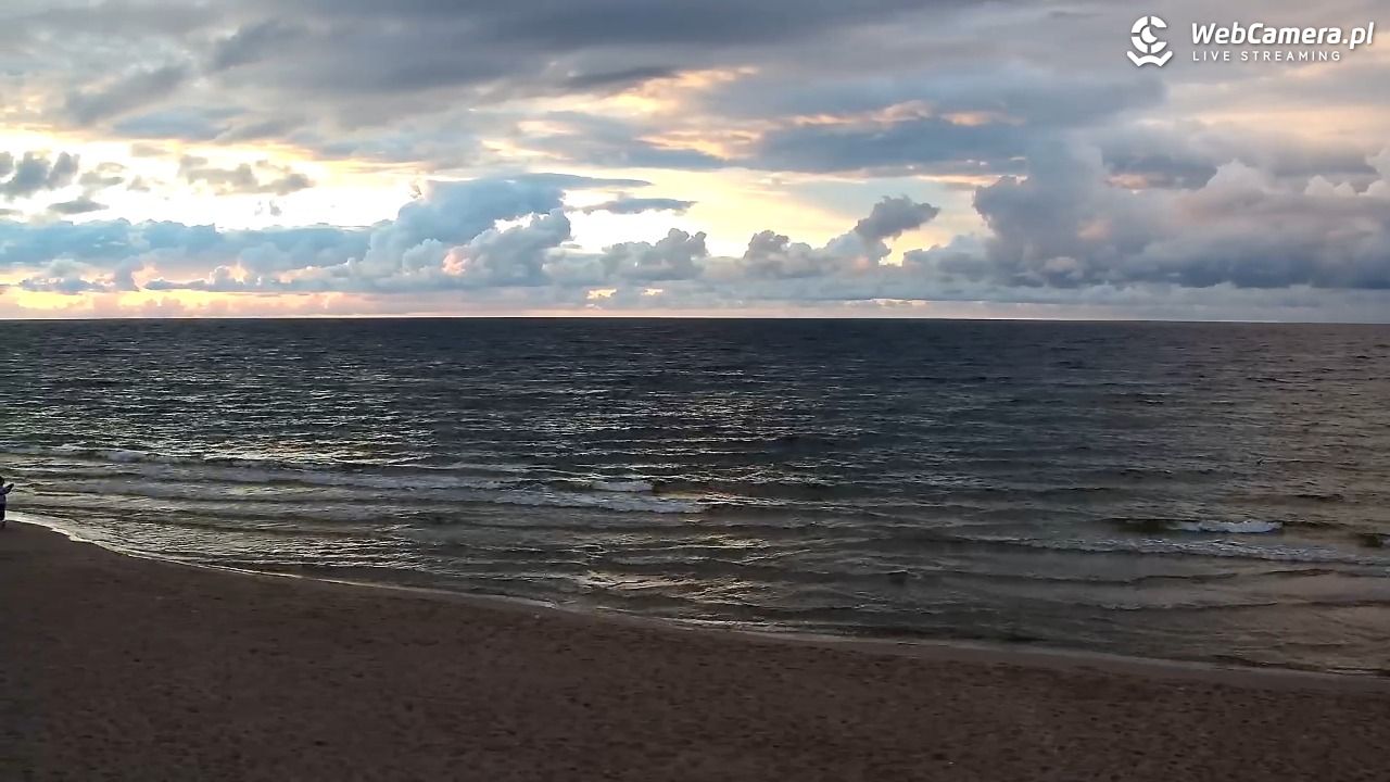 Grzybowo - widok na plażę - 14 wresień 2025, 19:08