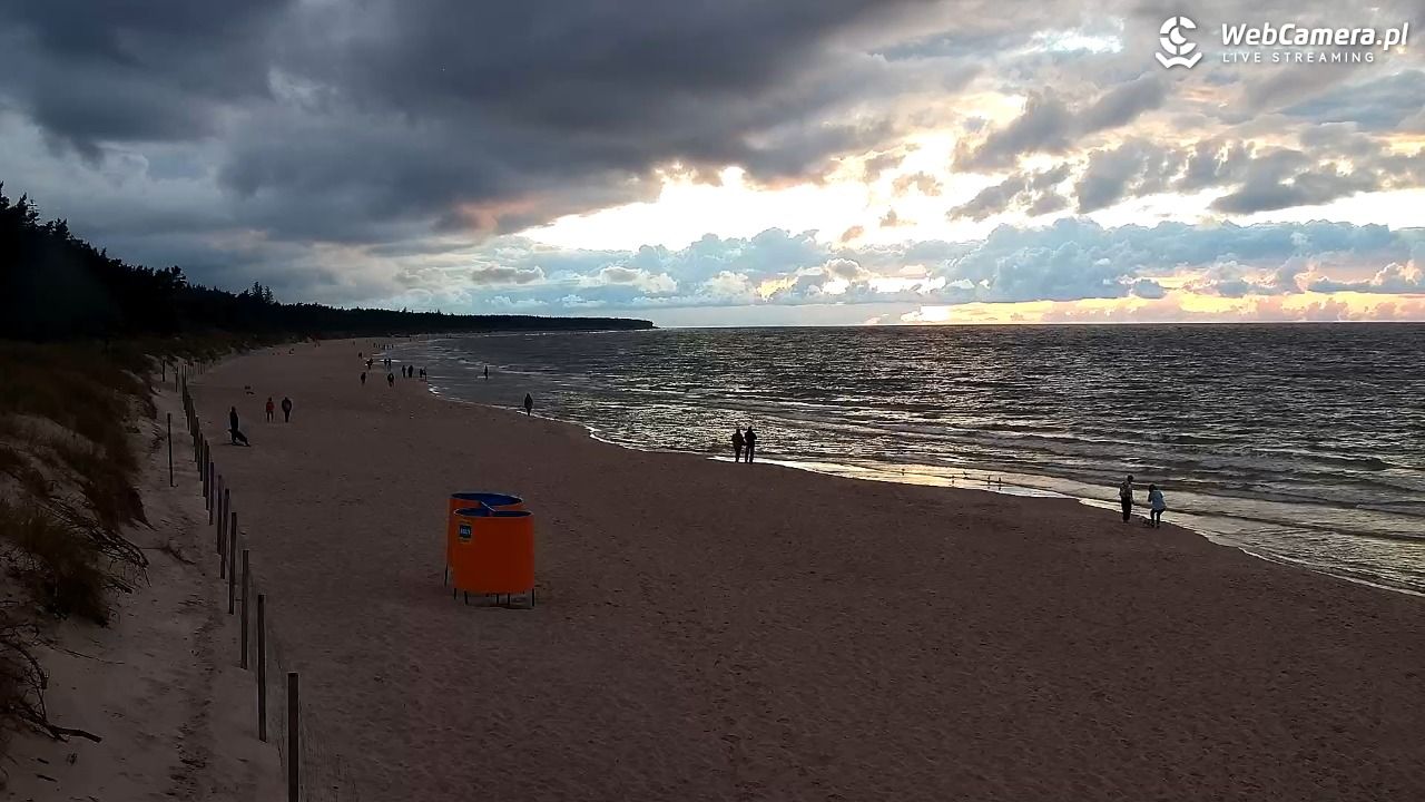 Grzybowo - widok na plażę - 14 wresień 2025, 19:09