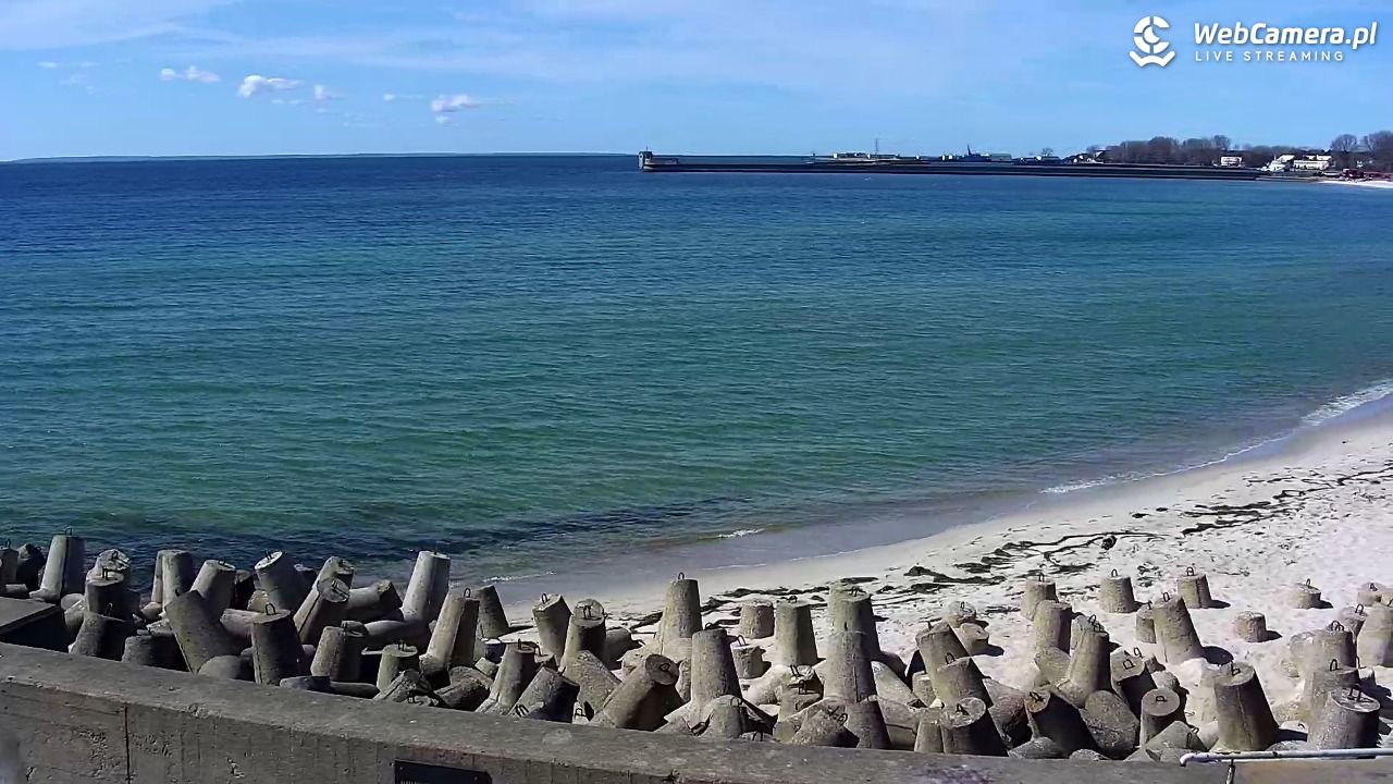 Hel - widok na bulwar i plażę - 27 kwiecień 2026, 13:52
