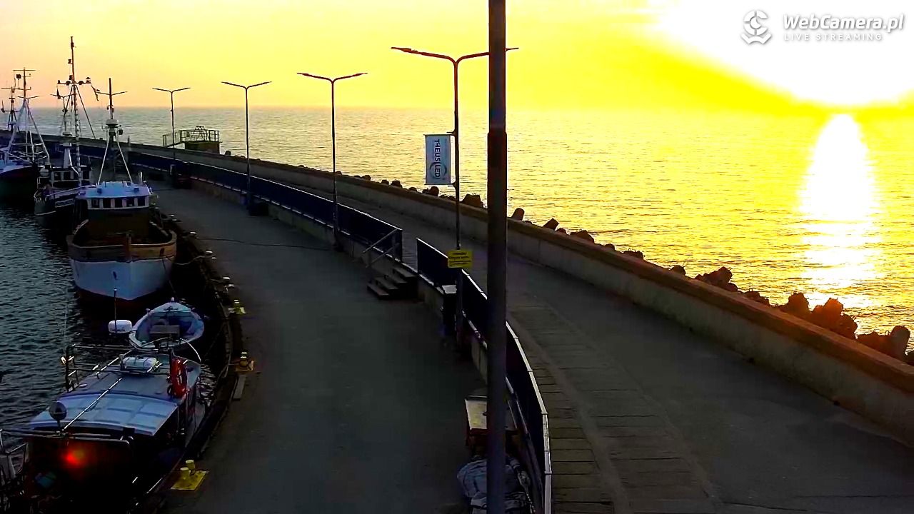 Hel - widok na bulwar i plażę - 11 marzec 2026, 17:09