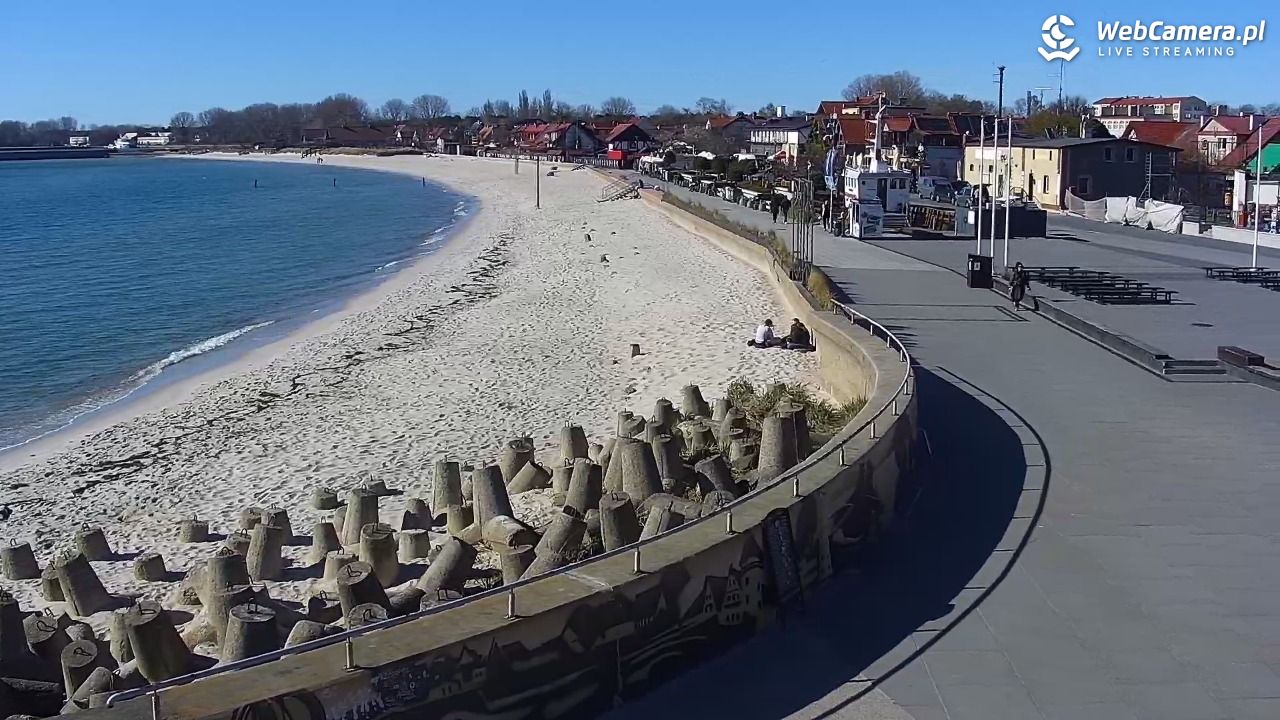 Hel - widok na bulwar i plażę - 28 kwiecień 2026, 16:24