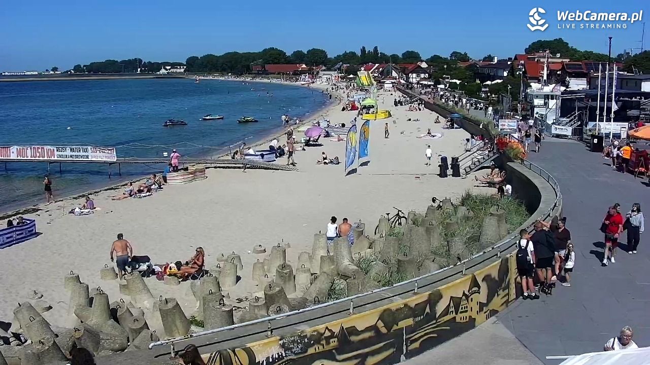 Hel - widok na bulwar i plażę - 13 sierpień 2026, 11:59