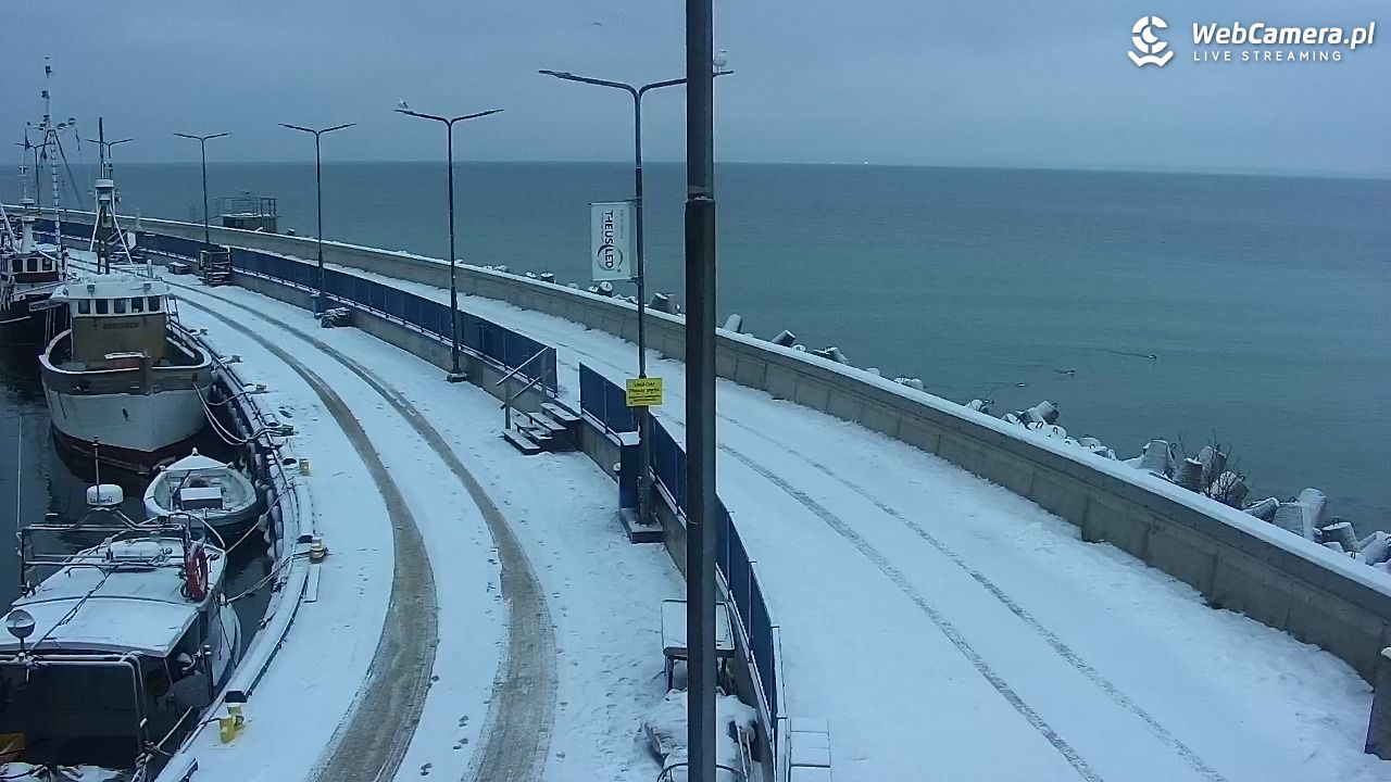 Hel - widok na bulwar i plażę - 28 styczeń 2026, 07:42