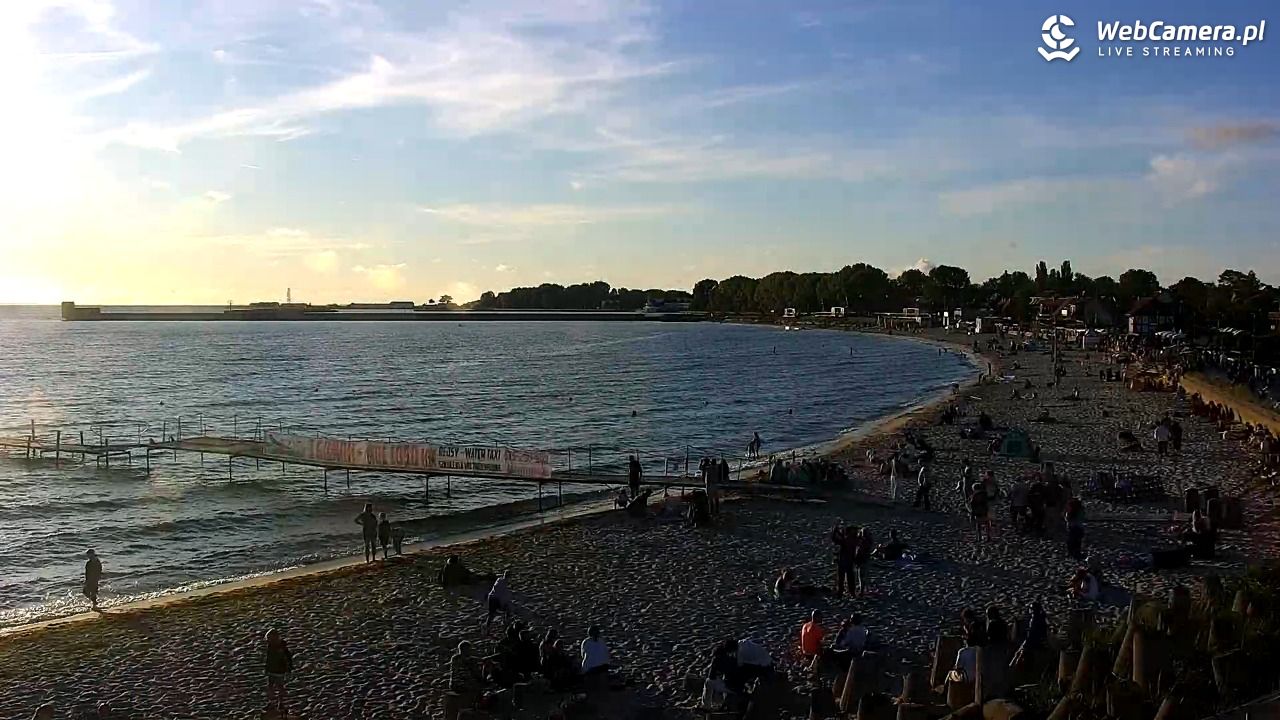 Hel - widok na bulwar i plażę - 12 sierpień 2026, 19:26