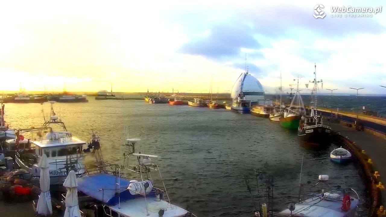 Hel - widok na bulwar i plażę - 21 listopad 2025, 08:59