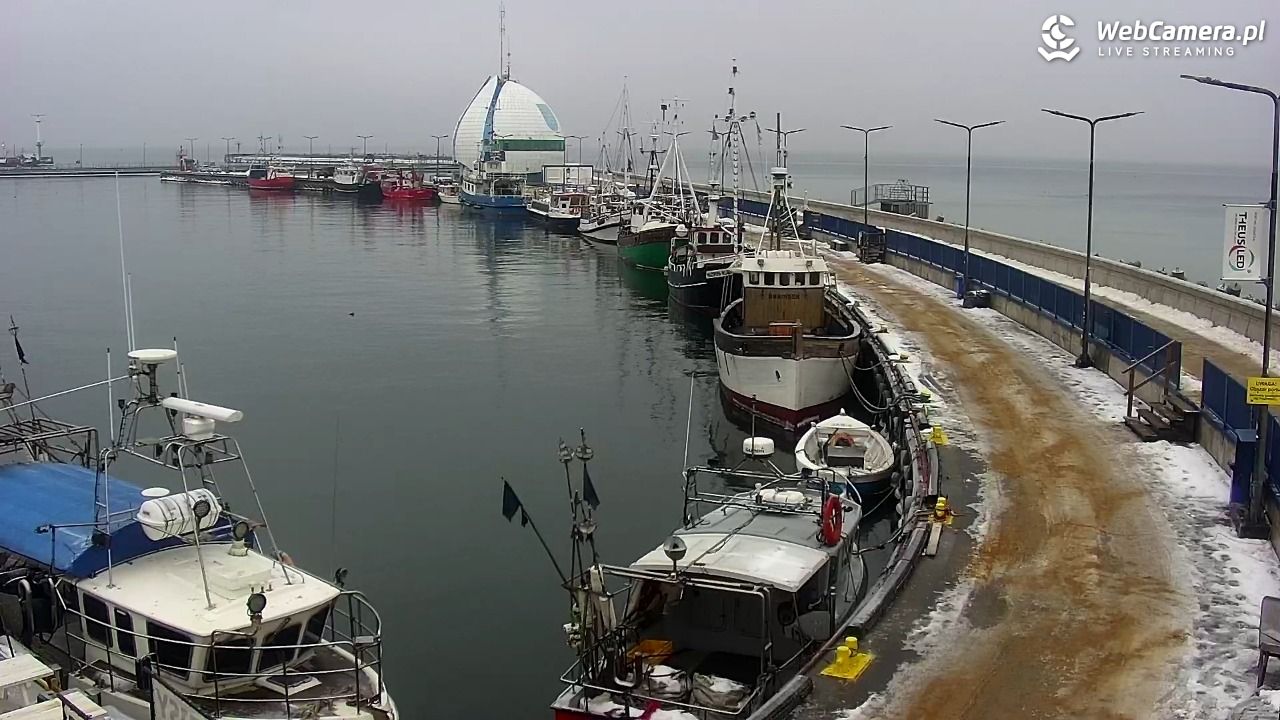 Hel - widok na bulwar i plażę - 27 styczeń 2026, 15:35