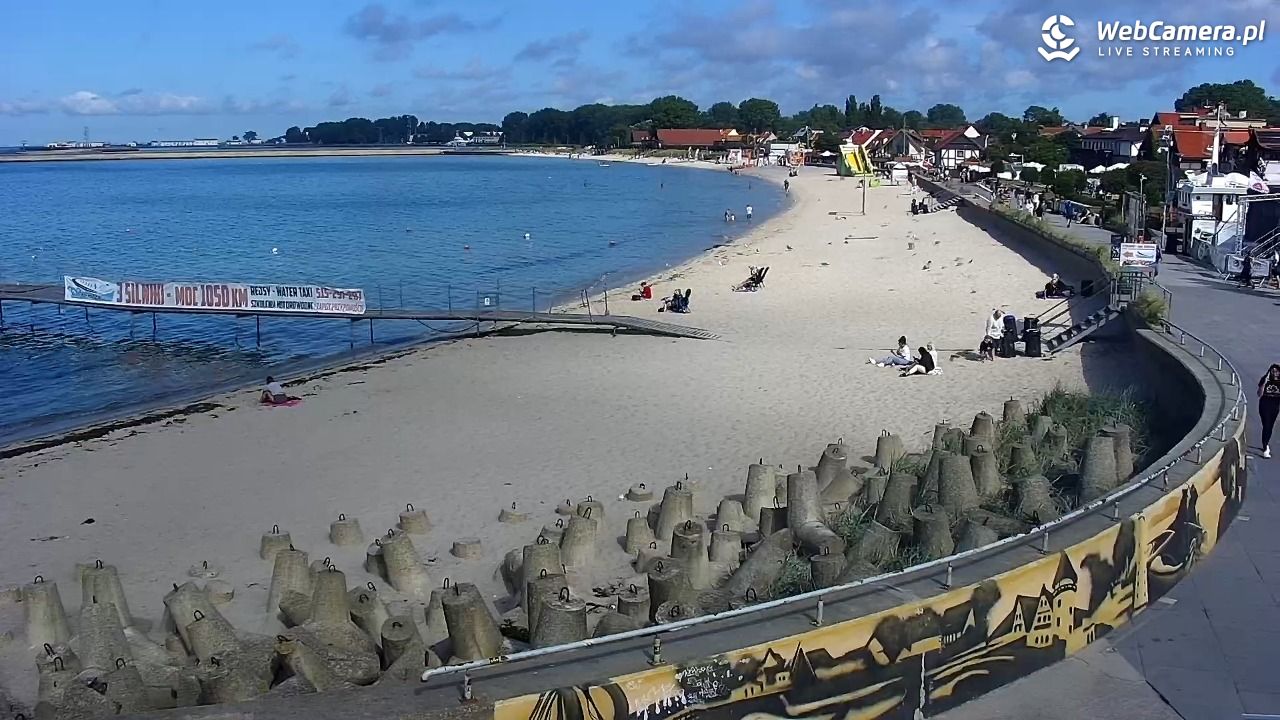Hel - widok na bulwar i plażę - 13 sierpień 2026, 10:12