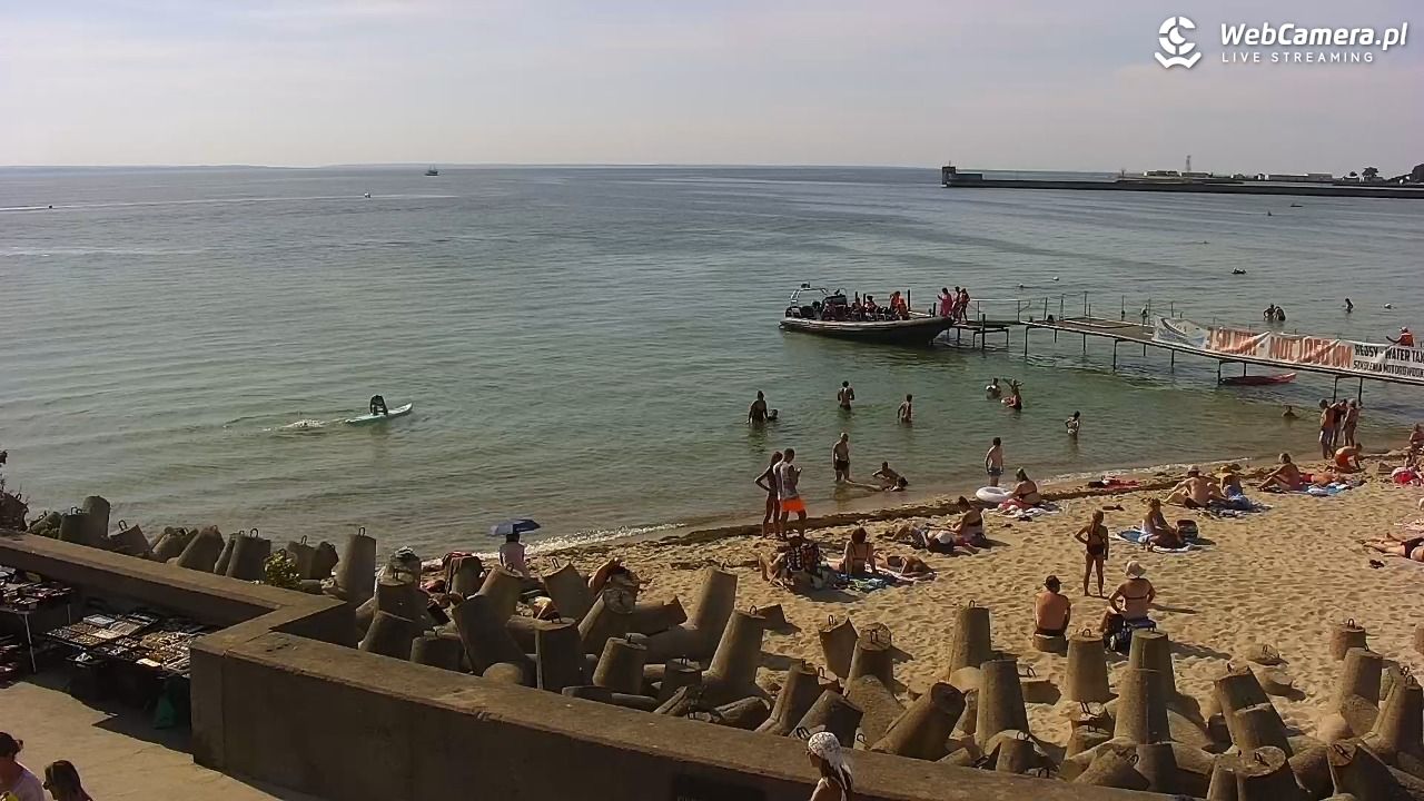Hel - widok na bulwar i plażę - 14 sierpień 2026, 15:41