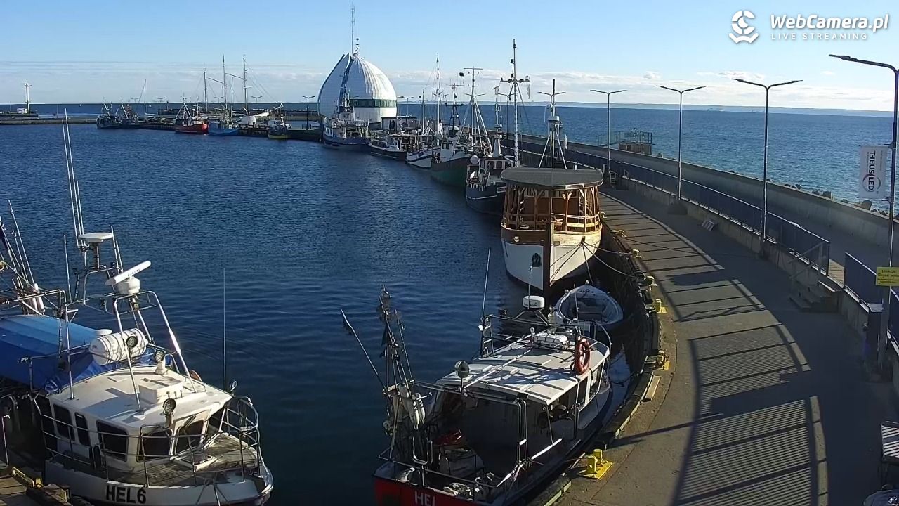 Hel - widok na bulwar i plażę - 28 kwiecień 2026, 18:06