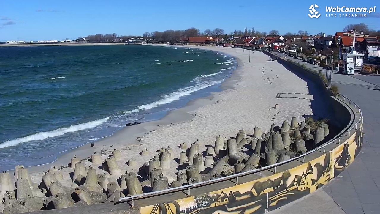 Hel - widok na bulwar i plażę - 26 kwiecień 2026, 09:29