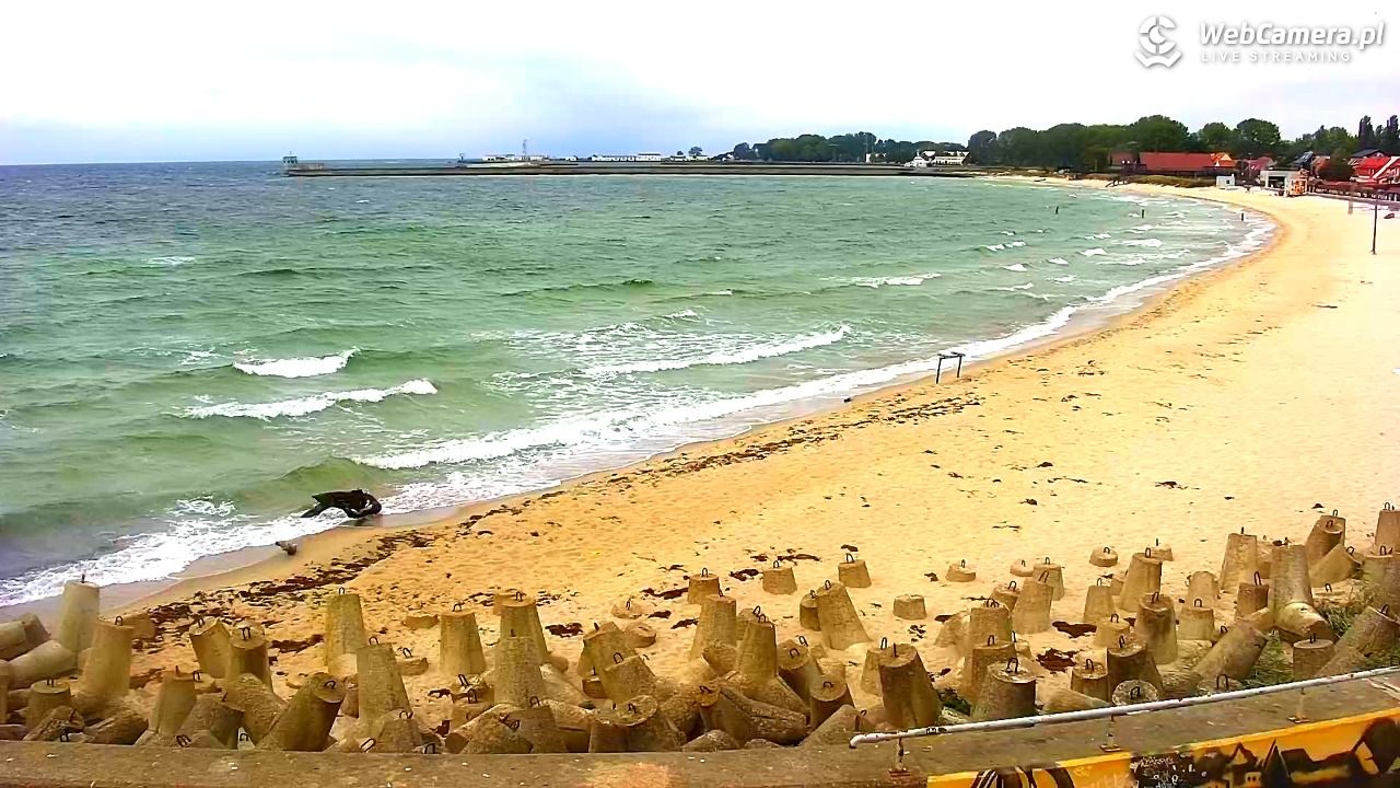 Hel - widok na bulwar i plażę - 06 październik 2026, 13:33