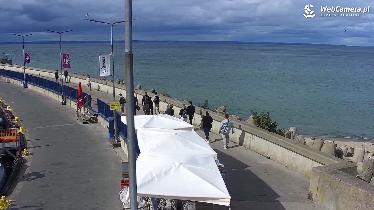 Hel - widok na bulwar i plażę - 20 sierpień 2025, 09:54