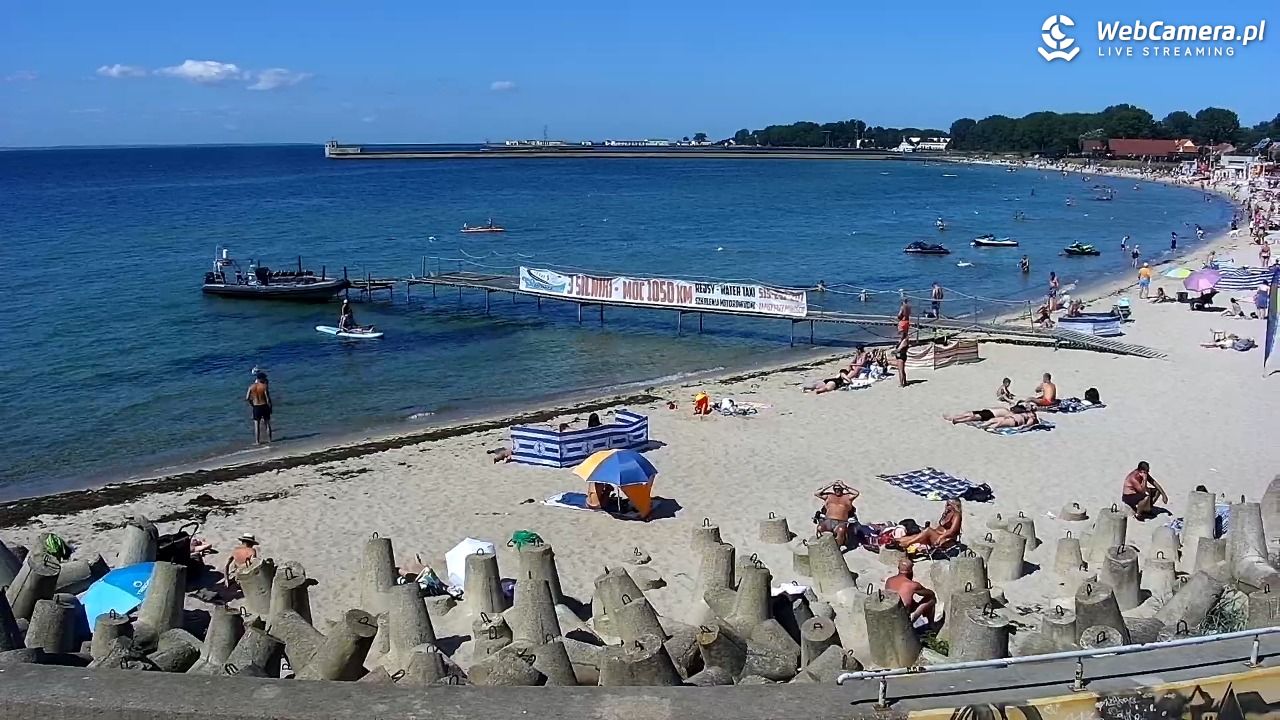 Hel - widok na bulwar i plażę - 13 sierpień 2026, 12:40