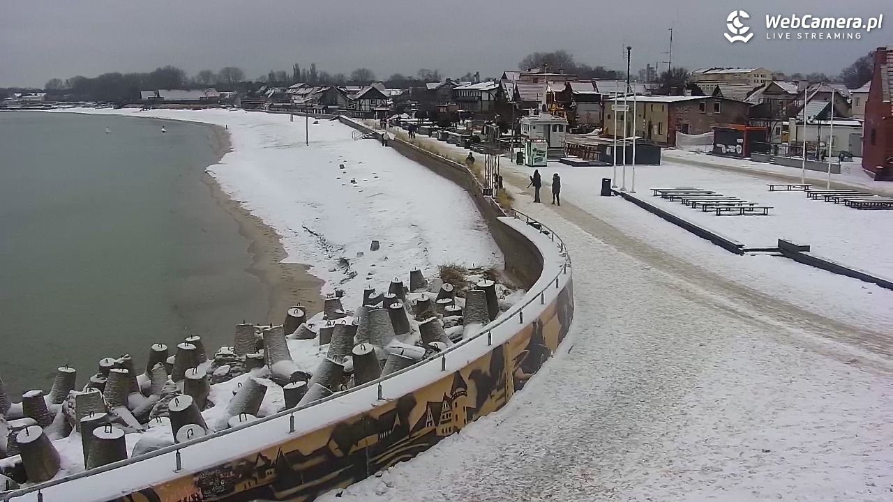 Hel - widok na bulwar i plażę - 28 styczeń 2026, 16:07