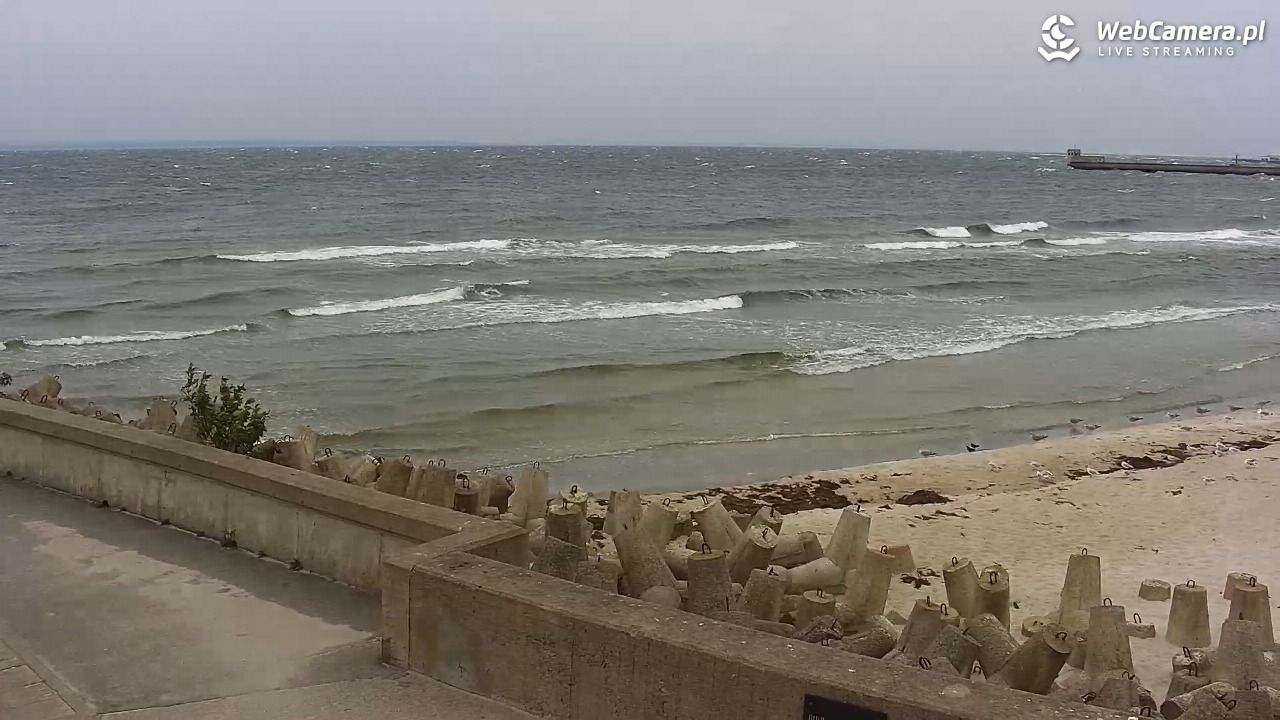 Hel - widok na bulwar i plażę - 04 październik 2025, 14:49