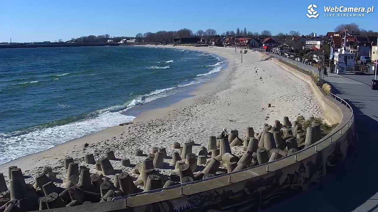 Hel - widok na bulwar i plażę - 26 kwiecień 2026, 17:05