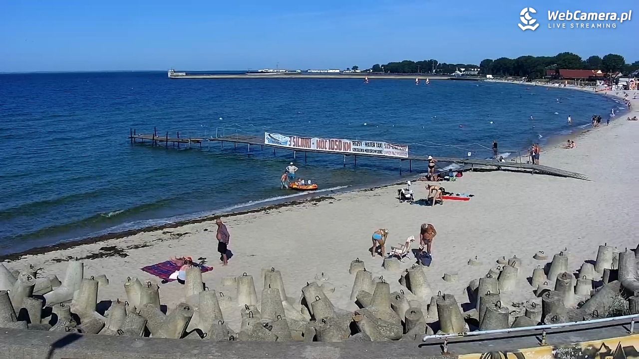 Hel - widok na bulwar i plażę - 14 sierpień 2026, 10:09