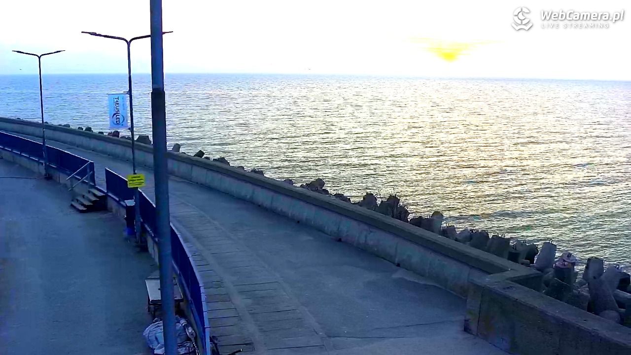 Hel - widok na bulwar i plażę - 11 marzec 2026, 17:33