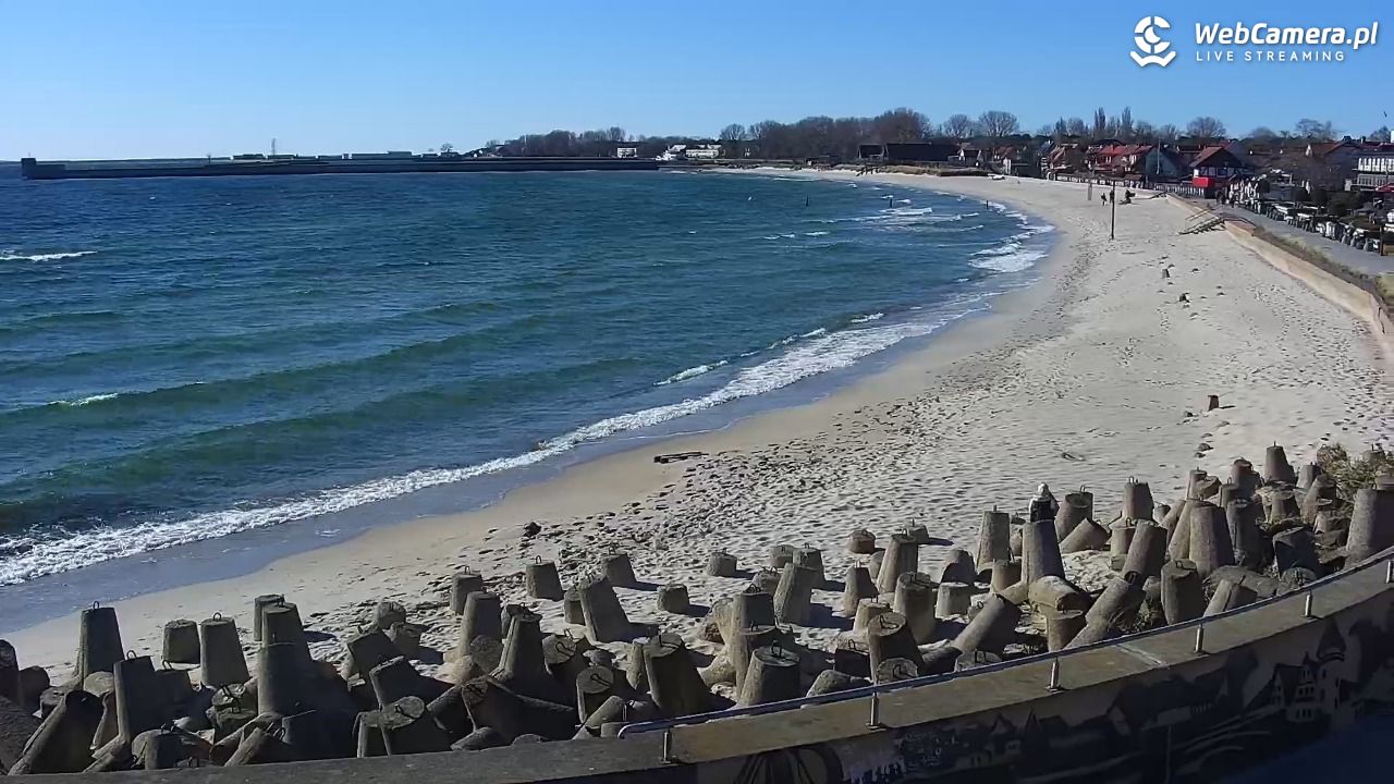 Hel - widok na bulwar i plażę - 26 kwiecień 2026, 17:05
