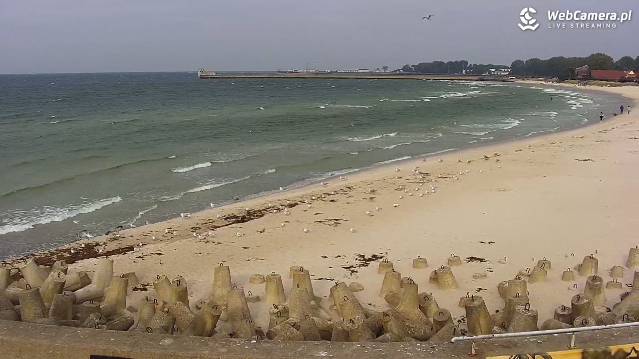 Hel - widok na bulwar i plażę - 04 październik 2025, 10:06