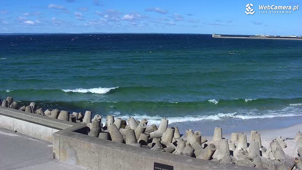 Hel - widok na bulwar i plażę - 26 kwiecień 2026, 10:51