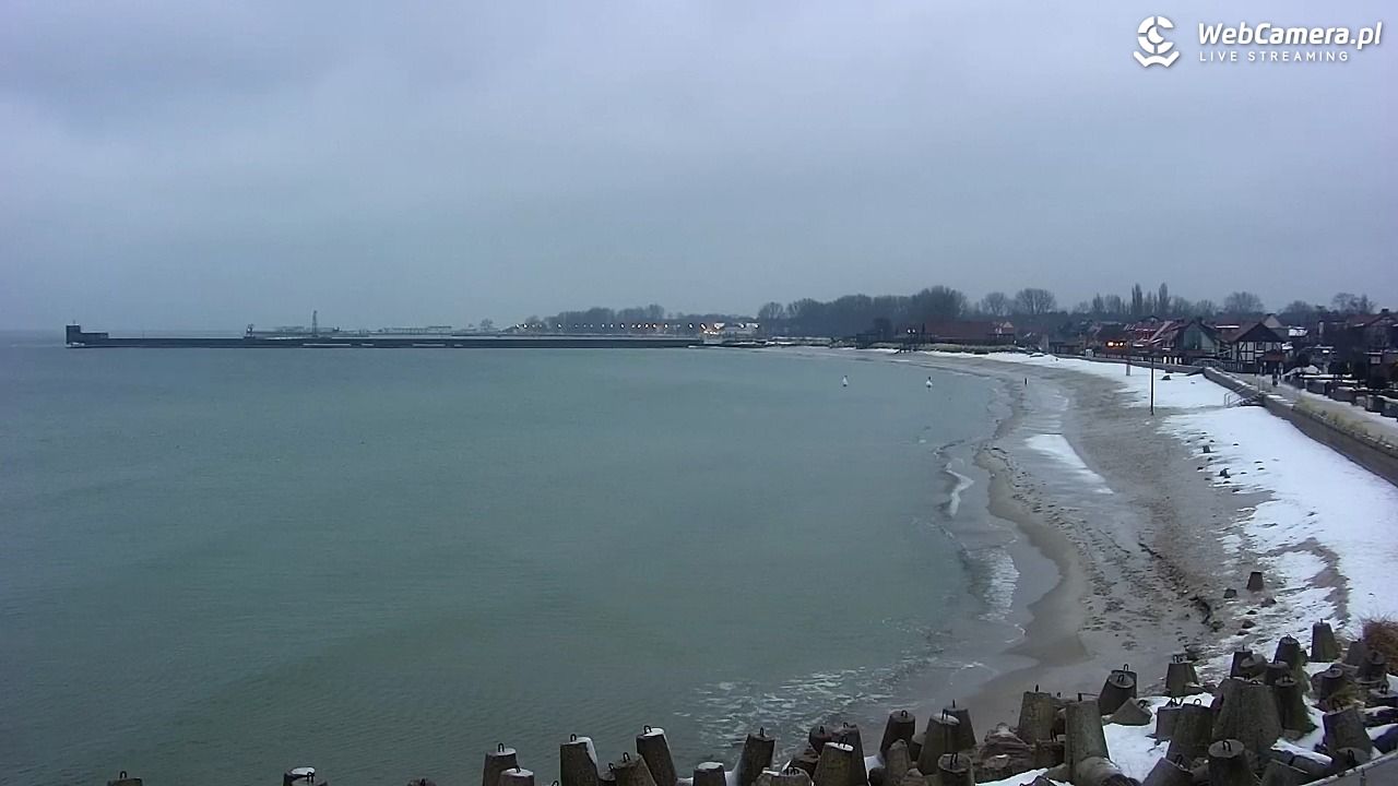 Hel - widok na bulwar i plażę - 26 styczeń 2026, 16:01