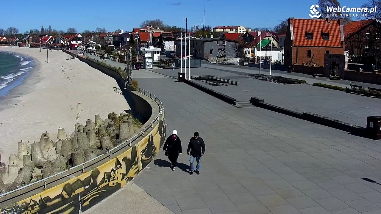 Hel - widok na bulwar i plażę - 26 kwiecień 2026, 11:16