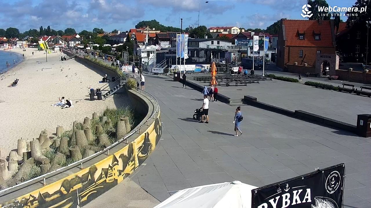Hel - widok na bulwar i plażę - 13 sierpień 2026, 10:13