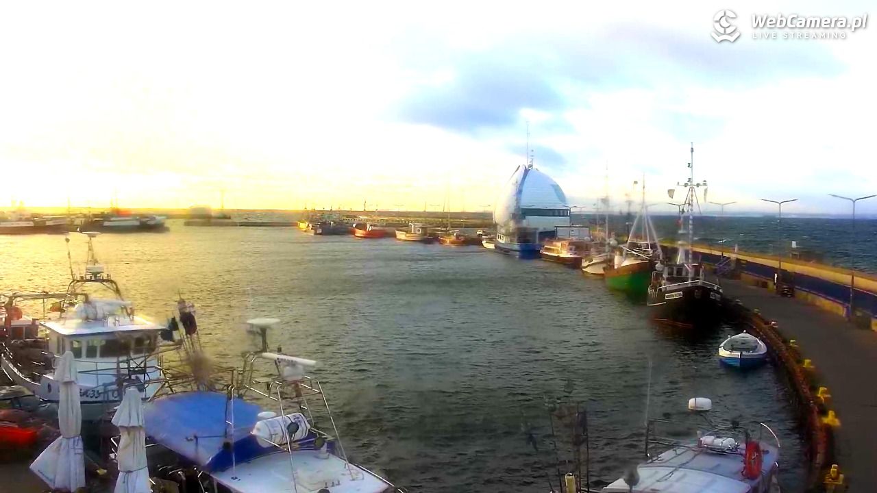 Hel - widok na bulwar i plażę - 21 listopad 2025, 08:59