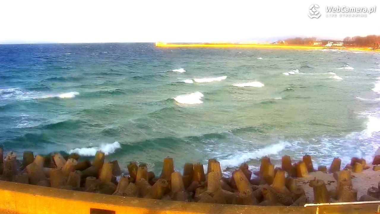 Hel - widok na bulwar i plażę - 21 listopad 2025, 08:56