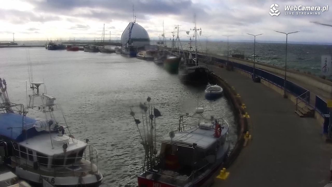 Hel - widok na bulwar i plażę - 21 listopad 2025, 10:39