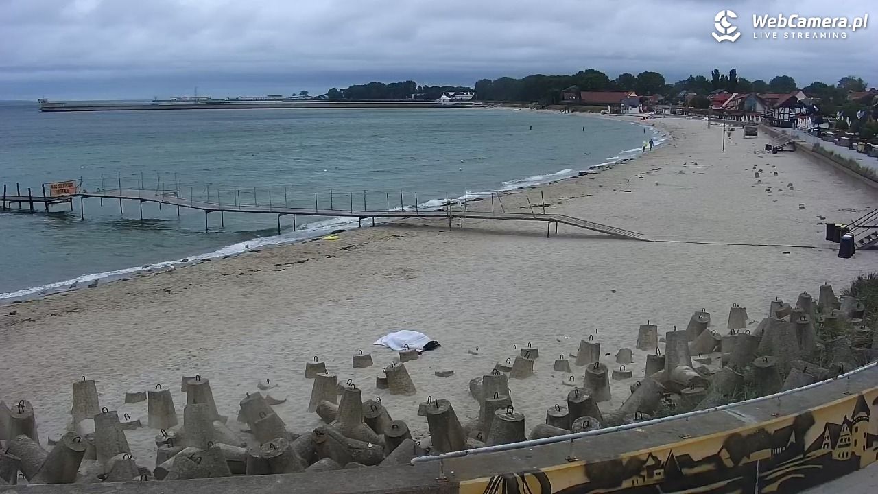 Hel - widok na bulwar i plażę - 20 sierpień 2025, 06:23