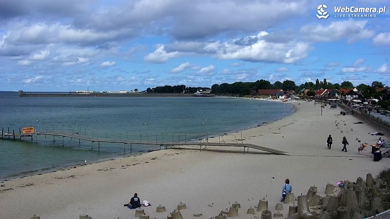 Hel - widok na bulwar i plażę - 20 sierpień 2025, 11:03