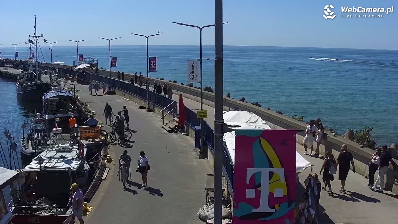 Hel - widok na bulwar i plażę - 14 sierpień 2026, 13:30