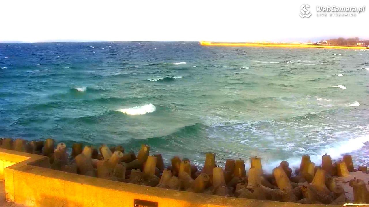 Hel - widok na bulwar i plażę - 21 listopad 2025, 08:56