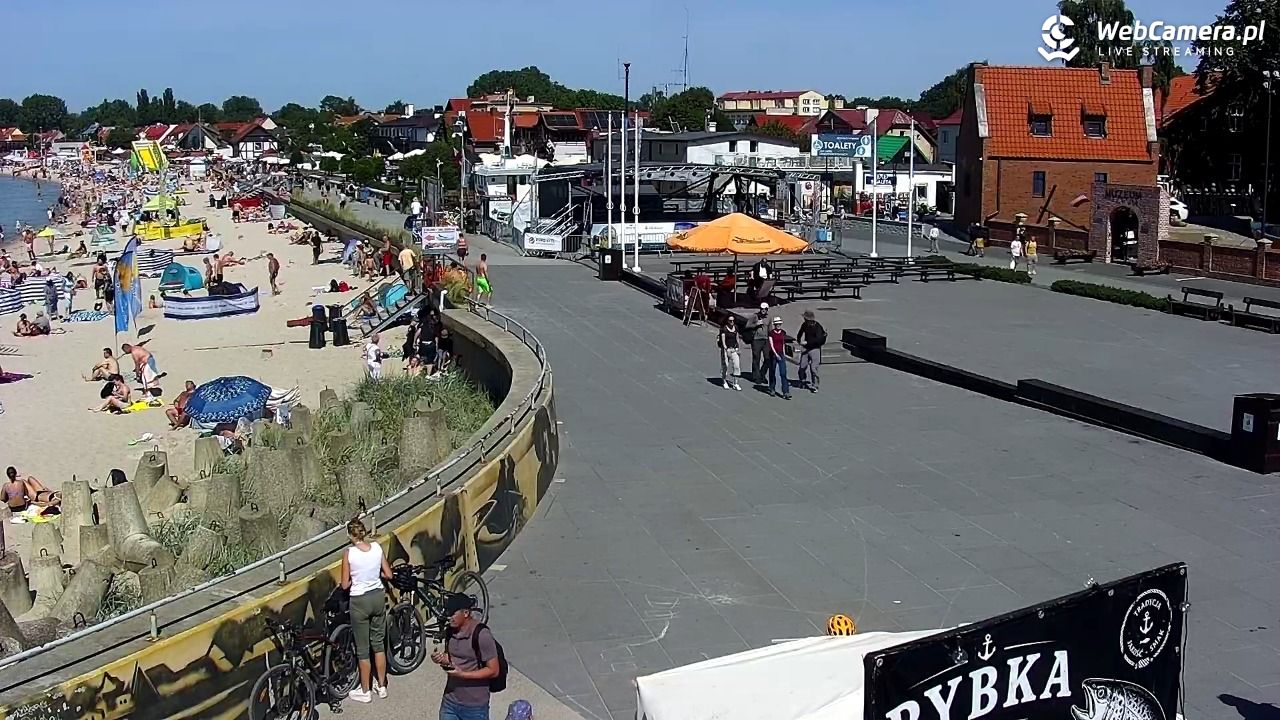 Hel - widok na bulwar i plażę - 14 sierpień 2026, 12:21