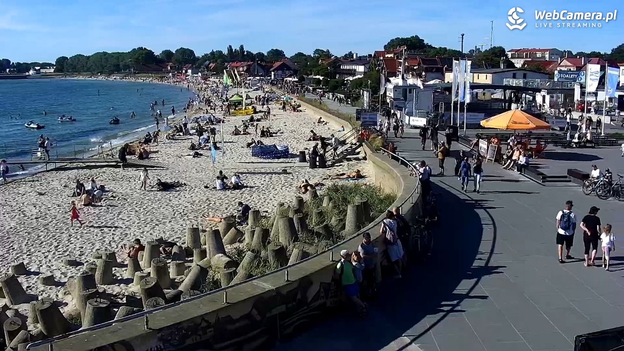 Hel - widok na bulwar i plażę - 12 sierpień 2026, 16:52