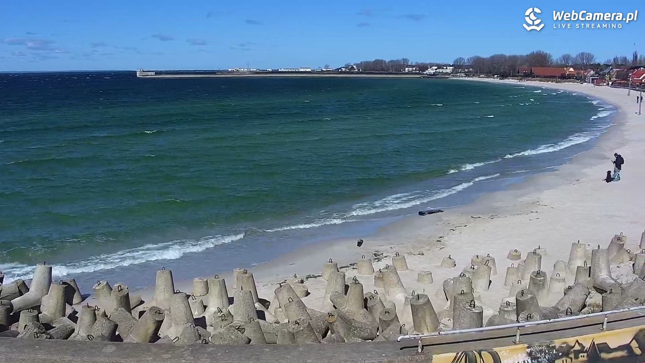 Hel - widok na bulwar i plażę - 26 kwiecień 2026, 11:21
