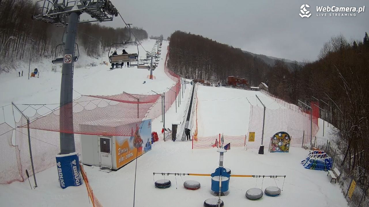 Hotel Stok w Wiśle - widok na tor saneczkowy - 31 grudzień 2025, 09:55
