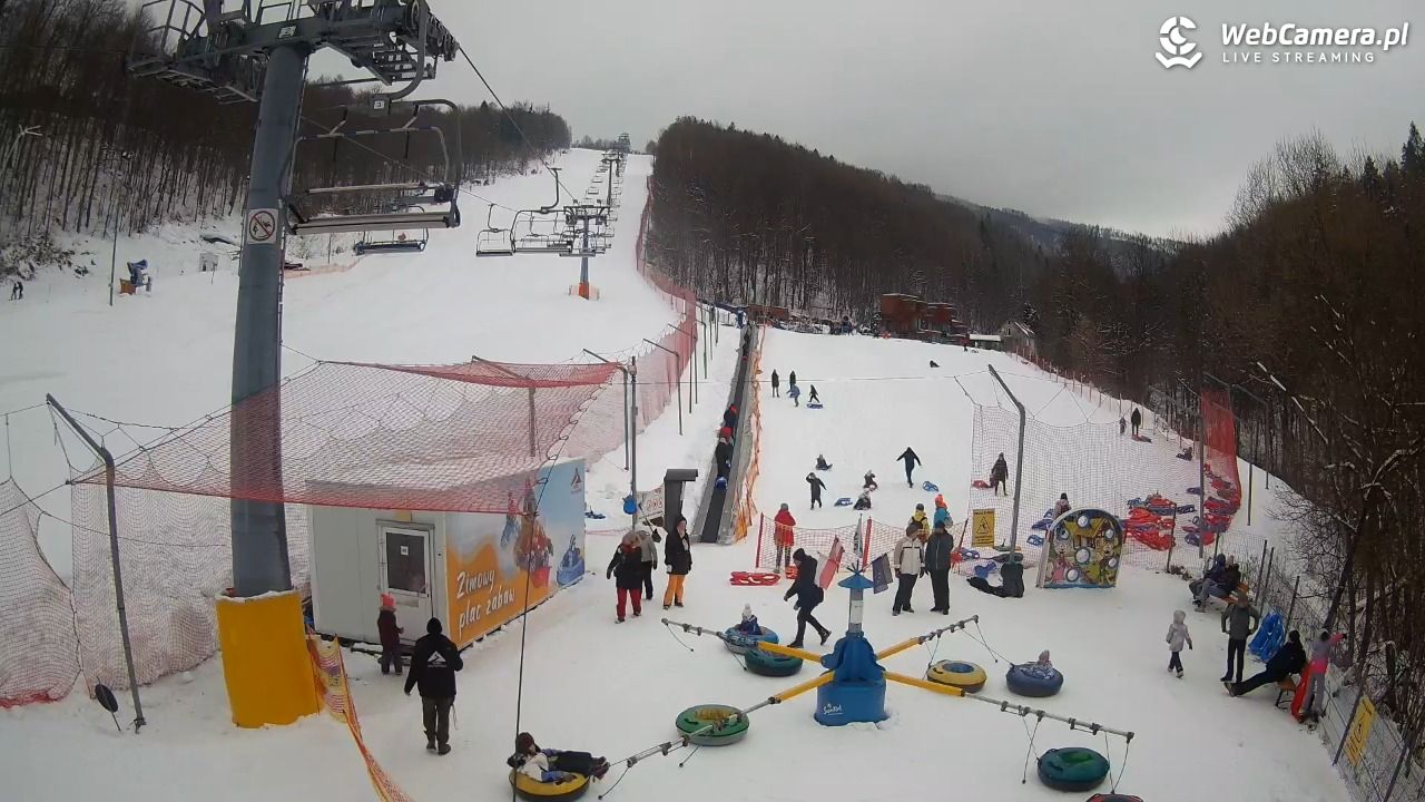 Hotel Stok w Wiśle - widok na tor saneczkowy - 21 luty 2026, 16:20