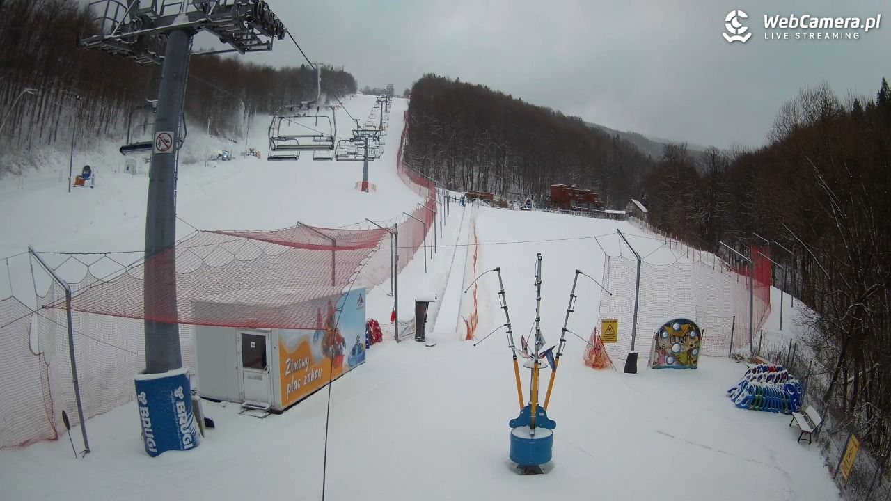 Hotel Stok w Wiśle - widok na tor saneczkowy - 31 grudzień 2025, 07:51