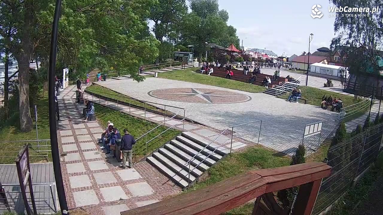 JAROSŁAWIEC - widok na deptak - 09 czerwiec 2025, 14:53