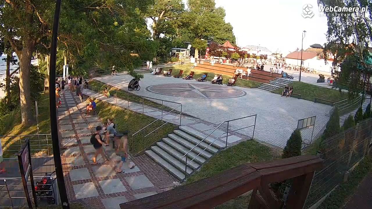 JAROSŁAWIEC - widok na deptak - 28 czerwiec 2026, 19:19