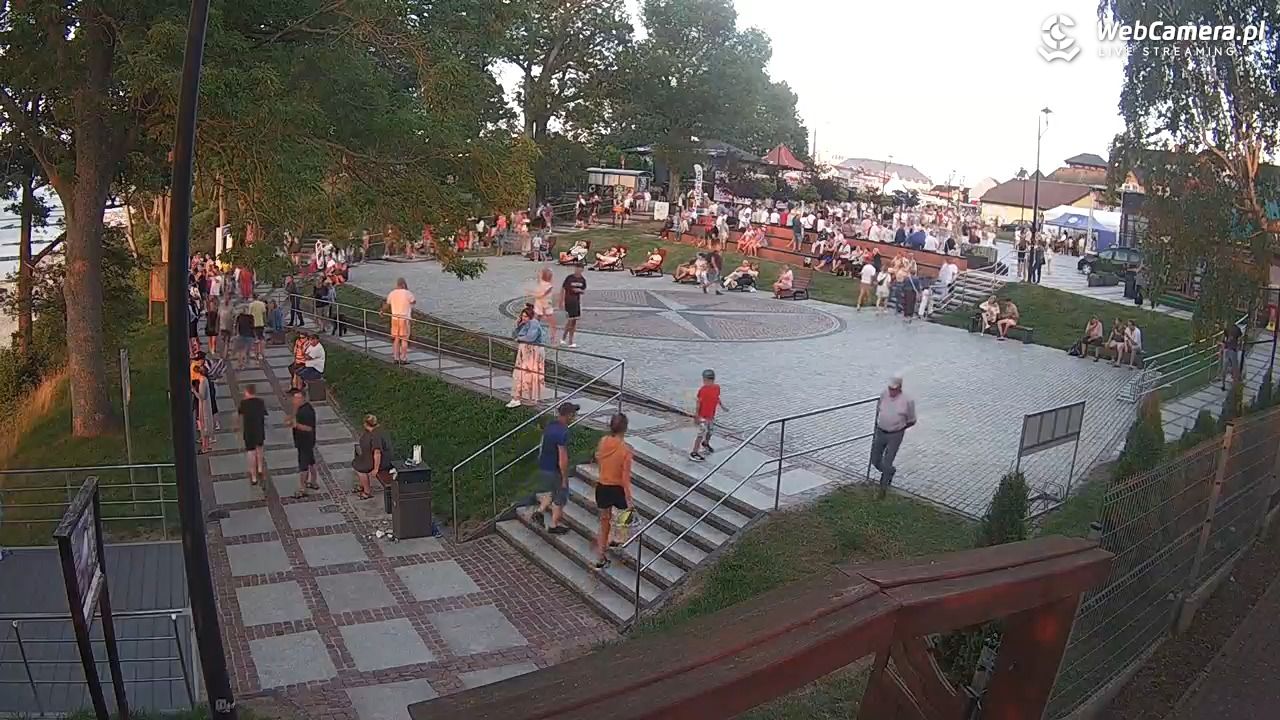 JAROSŁAWIEC - widok na deptak - 25 lipiec 2025, 20:51