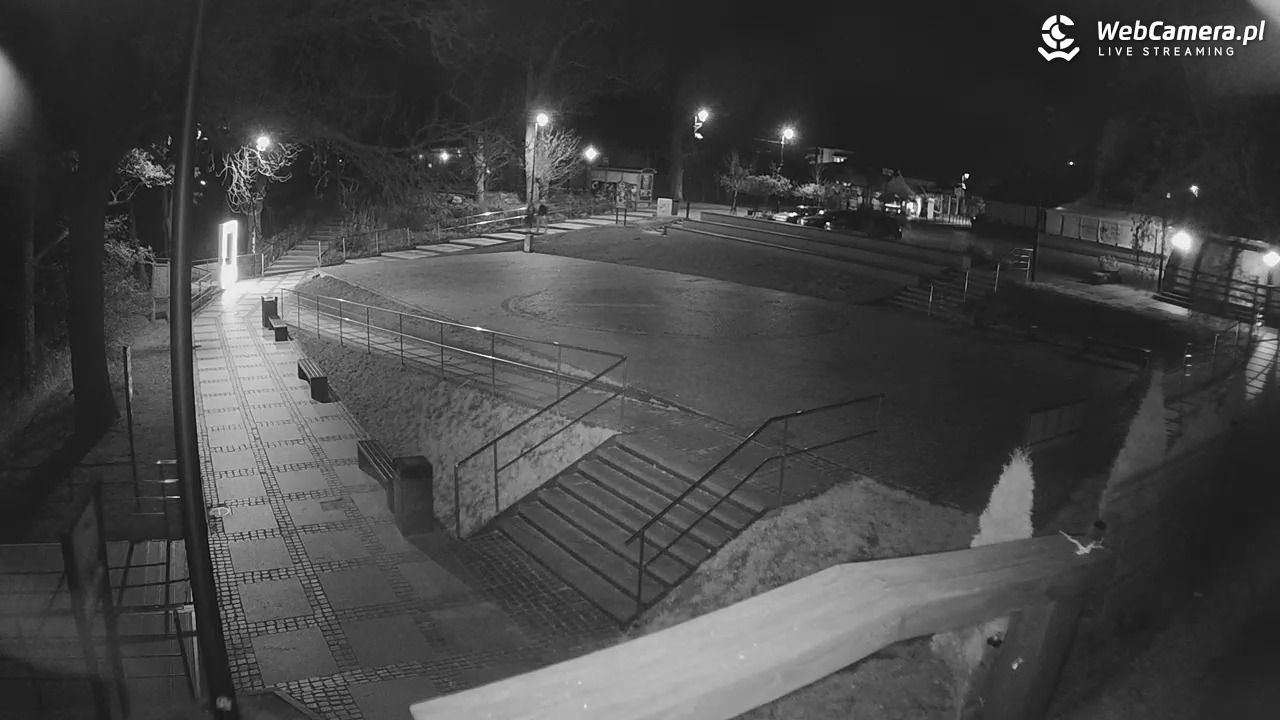 JAROSŁAWIEC - widok na deptak - 01 listopad 2025, 17:30