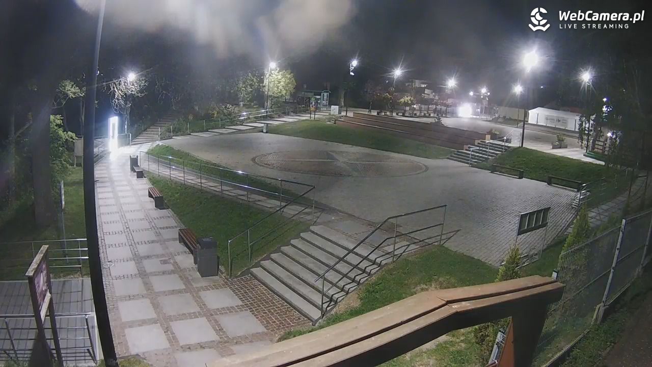 JAROSŁAWIEC - widok na deptak - 14 maj 2025, 22:20