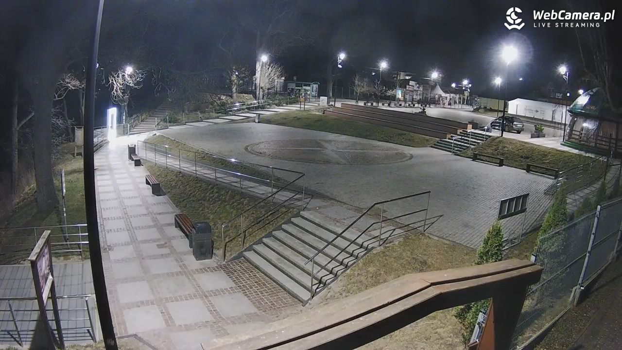 JAROSŁAWIEC - widok na deptak - 23 marzec 2026, 23:17